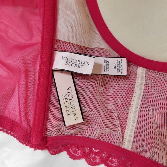 NWT!! VICTORIA’S SECRET Padded Demi-Buste Cousinne Longline Lace Bra 32D - Picture 12 of 16
